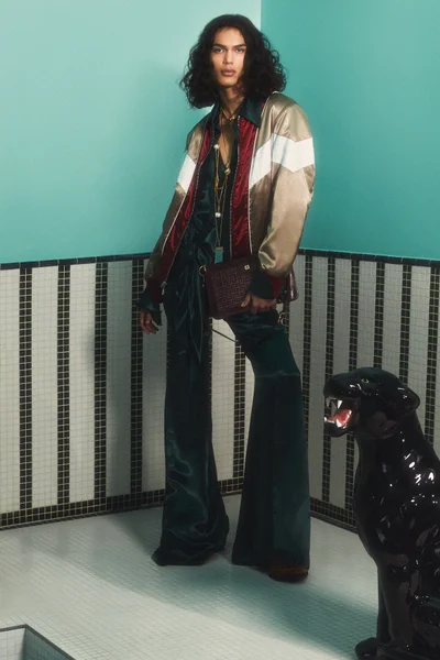 Look 28